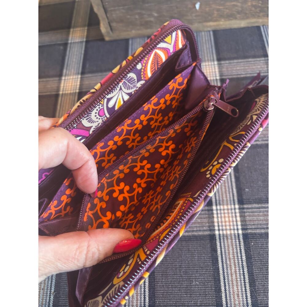 Vera Bradley Safari Sunset Zip Around Wallet - Picture 2 of 4
